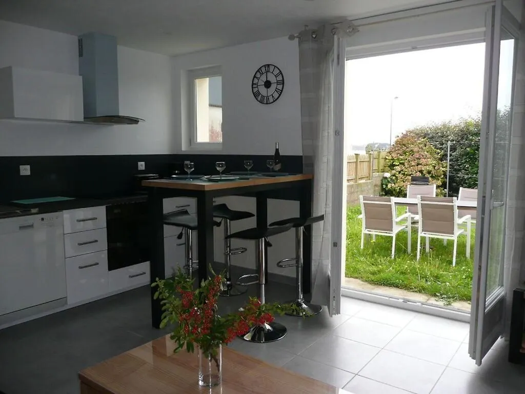 Semi-Detached House, Plouguerneau Villa 0*,  France